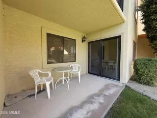 Photo #5: 6988431 Listing