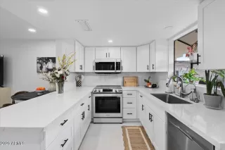 Photo #4: 6988523 Listing 