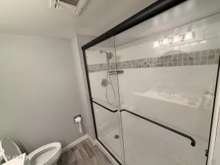 Photo #4: 6988591 Listing