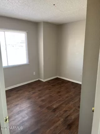 Photo #4: 6988725 Listing