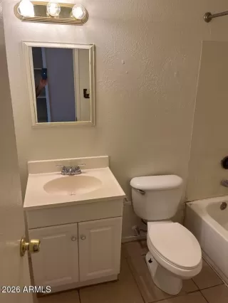 Photo #6: 6988725 Listing