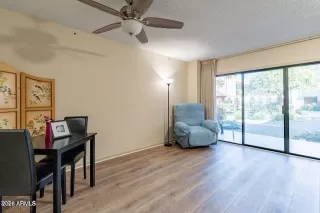 Photo #5: 6988728 Listing 