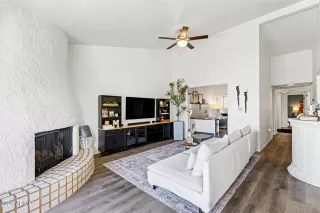 Photo #2: 6988734 Listing 