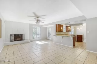 Photo #6: 6988951 Listing