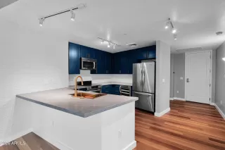 Photo #4: 6988980 Listing 