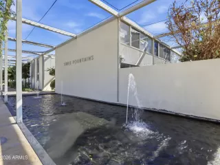 Primary Photo for MLS#: 6989013