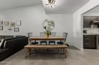 Photo #5: 6989066 Listing