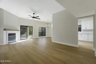 Photo #1: 6989072 Listing 