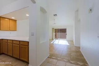 Photo #4: 6989076 Listing 