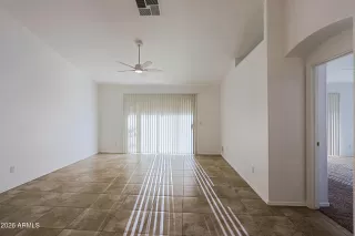 Photo #5: 6989076 Listing 