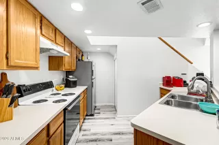 Photo #1: 6989409 Listing