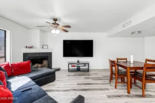 Photo #6: 6989409 Listing