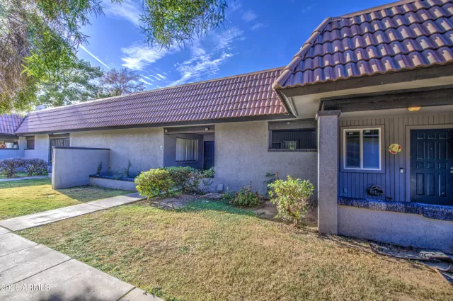 MLS: 6989501 Condo For Sale