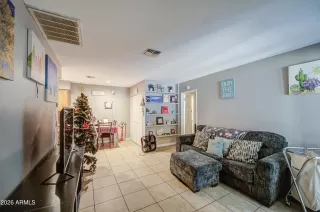 Photo #3: 6989501 Listing 