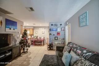 Photo #4: 6989501 Listing 