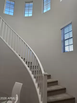 Photo #5: 6989608 Listing