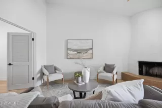 Photo #2: 6989695 Listing 