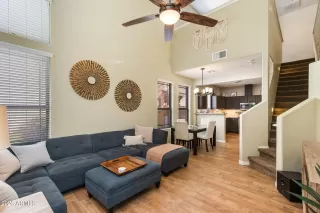 Photo #4: 6989737 Listing 