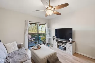 Photo #2: 6989738 Listing