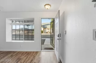 Photo #3: 6989774 Listing