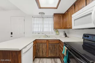 Photo #6: 6989774 Listing