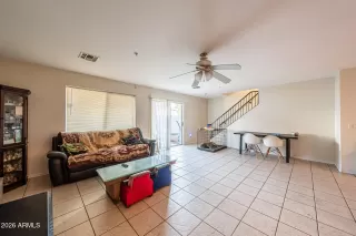 Photo #6: 6989835 Listing 