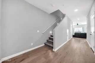 Photo #3: 6989889 Listing 