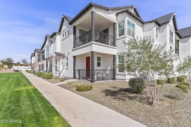 MLS: 6990009 Condo For Sale