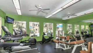 Photo #4: 6990068 Listing 