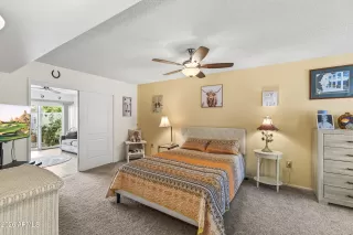 Photo #3: 6990139 Listing