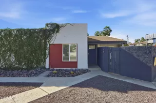 Primary Photo for MLS#: 6990257