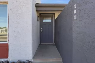 Photo #2: 6990257 Listing