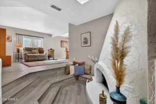 Photo #5: 6990280 Listing 