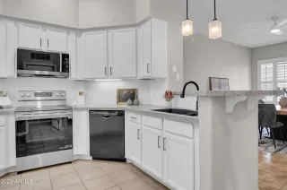 Photo #3: 6990297 Listing 