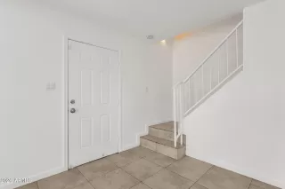 Photo #5: 6990474 Listing