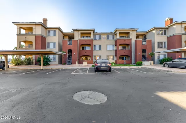 MLS: 6990535 Condo For Sale