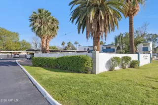 Photo #2: 6990558 Listing 