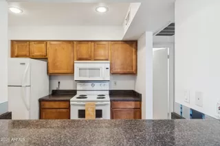 Photo #6: 6990558 Listing 