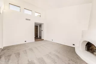 Photo #3: 6990610 Listing 