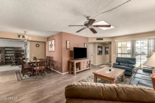 Photo #6: 6990618 Listing