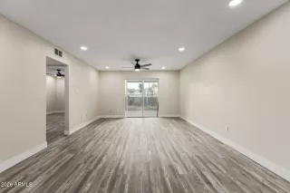 Photo #4: 6990683 Listing 