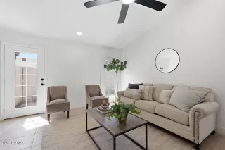 Photo #4: 6990716 Listing 