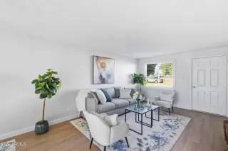 Photo #3: 6990868 Listing 