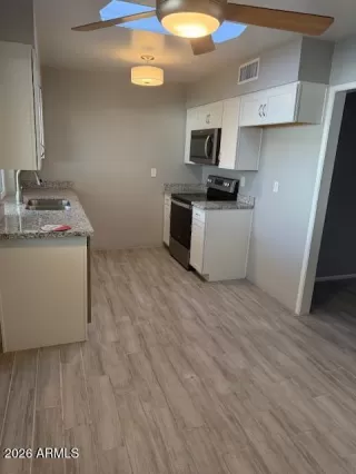 Photo #6: 6990894 Listing 