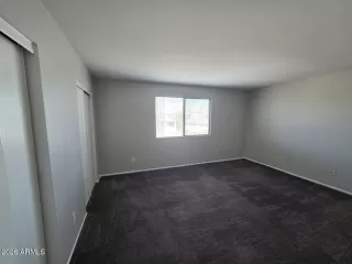 Photo #5: 6990923 Listing