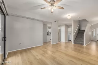 Photo #5: 6990954 Listing