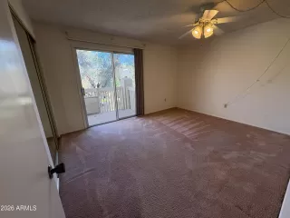 Photo #6: 6991046 Listing