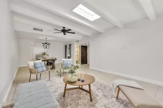 Photo #5: 6991115 Listing 