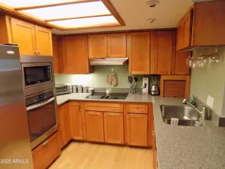 Photo #3: 6991248 Listing