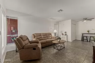 Photo #3: 6991252 Listing 